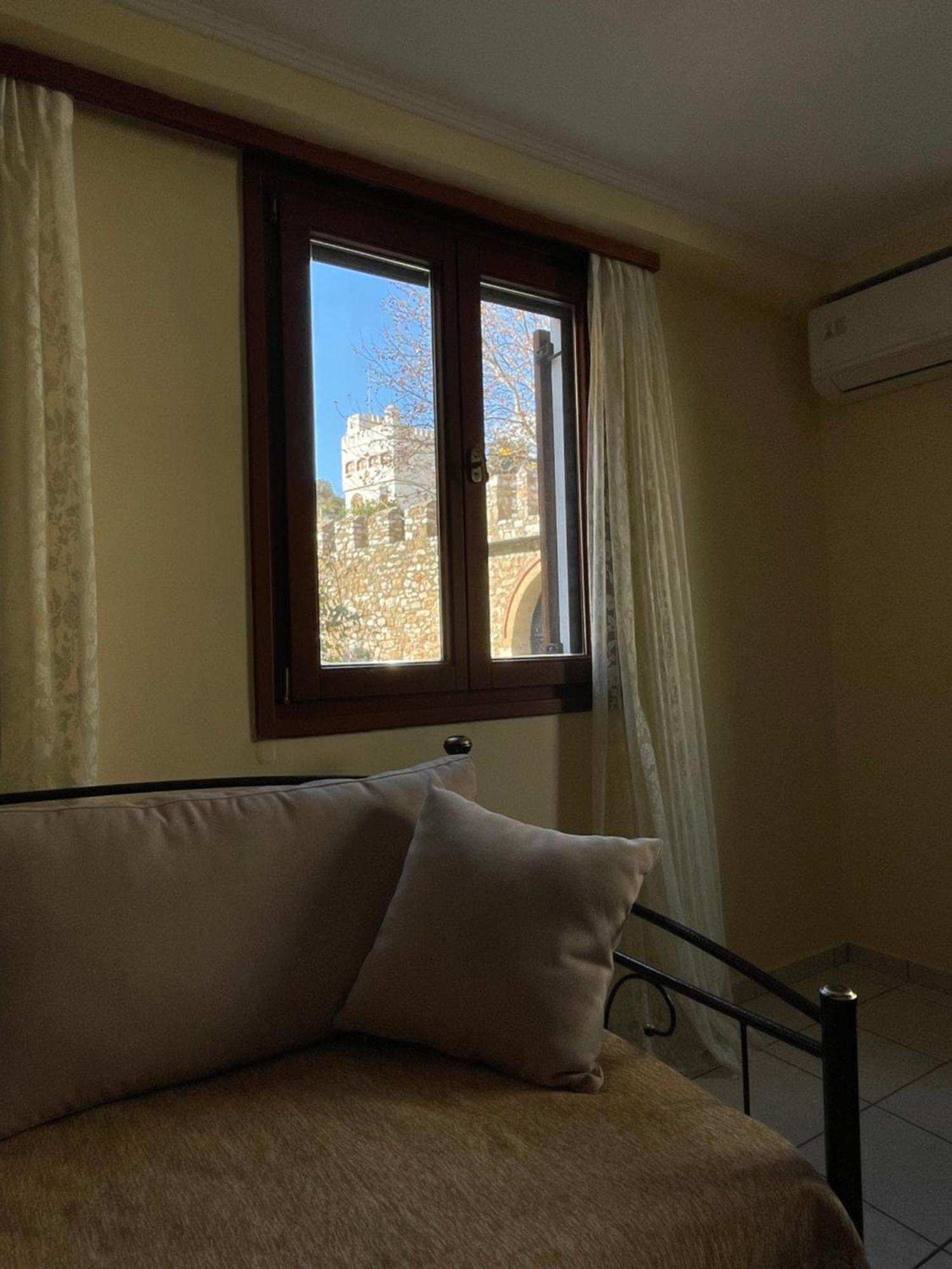 纳弗帕克托斯Οι Φωλίτσες公寓 外观 照片